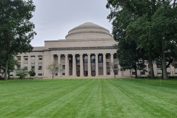 MIT·리켄 등 세계 최고 연구기관과 원팀 만든다